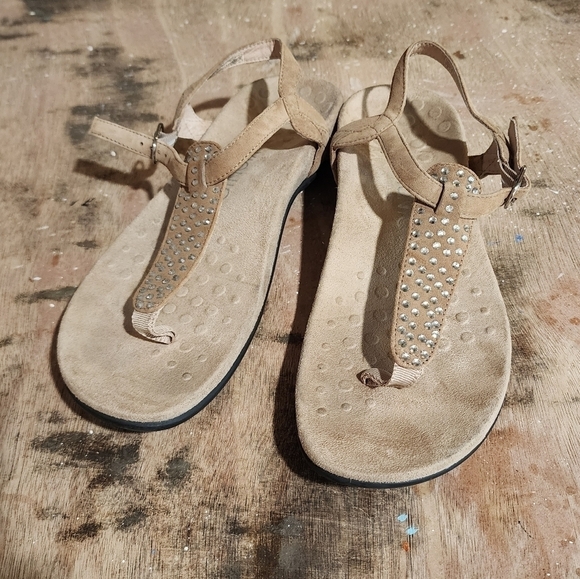 Vionic Tula Tan Sparkly Thing Sandal 9 - Picture 1 of 8